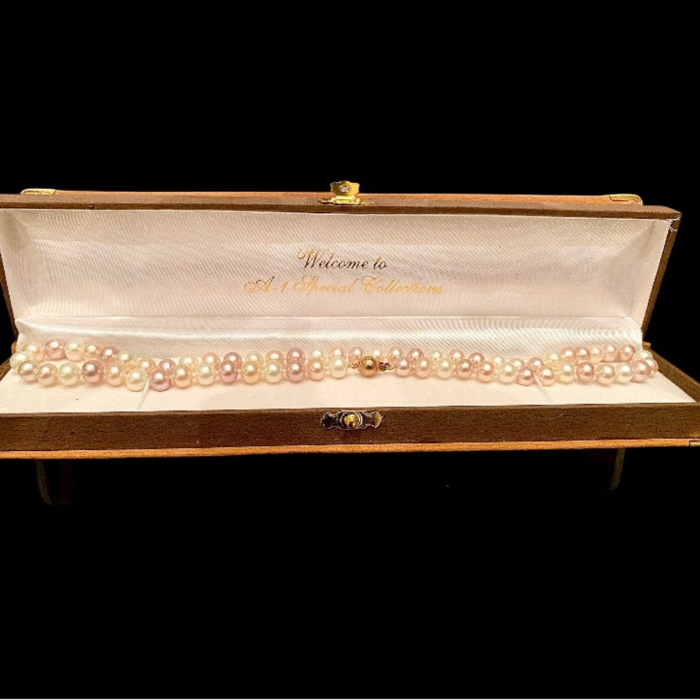 Real Vintage Pearl Necklace With 14k Clasp